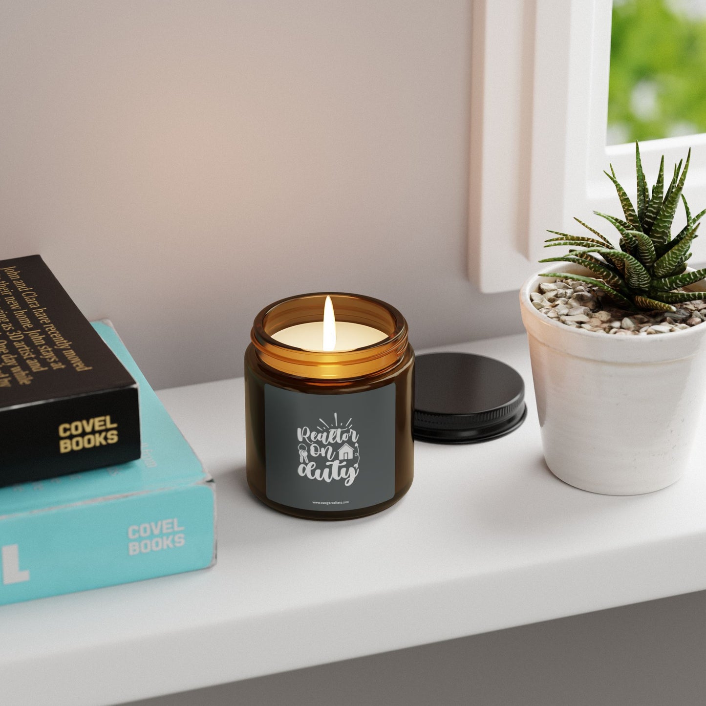 Realtor On Duty Scented Soy Candle (Multi-Size, Amber Jar)