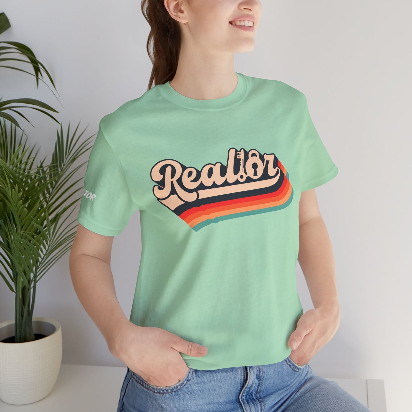 π‘ Retro Realtor Tee β Because Selling Homes Never Goes Out of Style! π‘