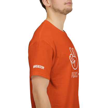 Peace • Love • Real Estate Tee – Keys, Calm & Closing Vibes ✌️❤️🔑